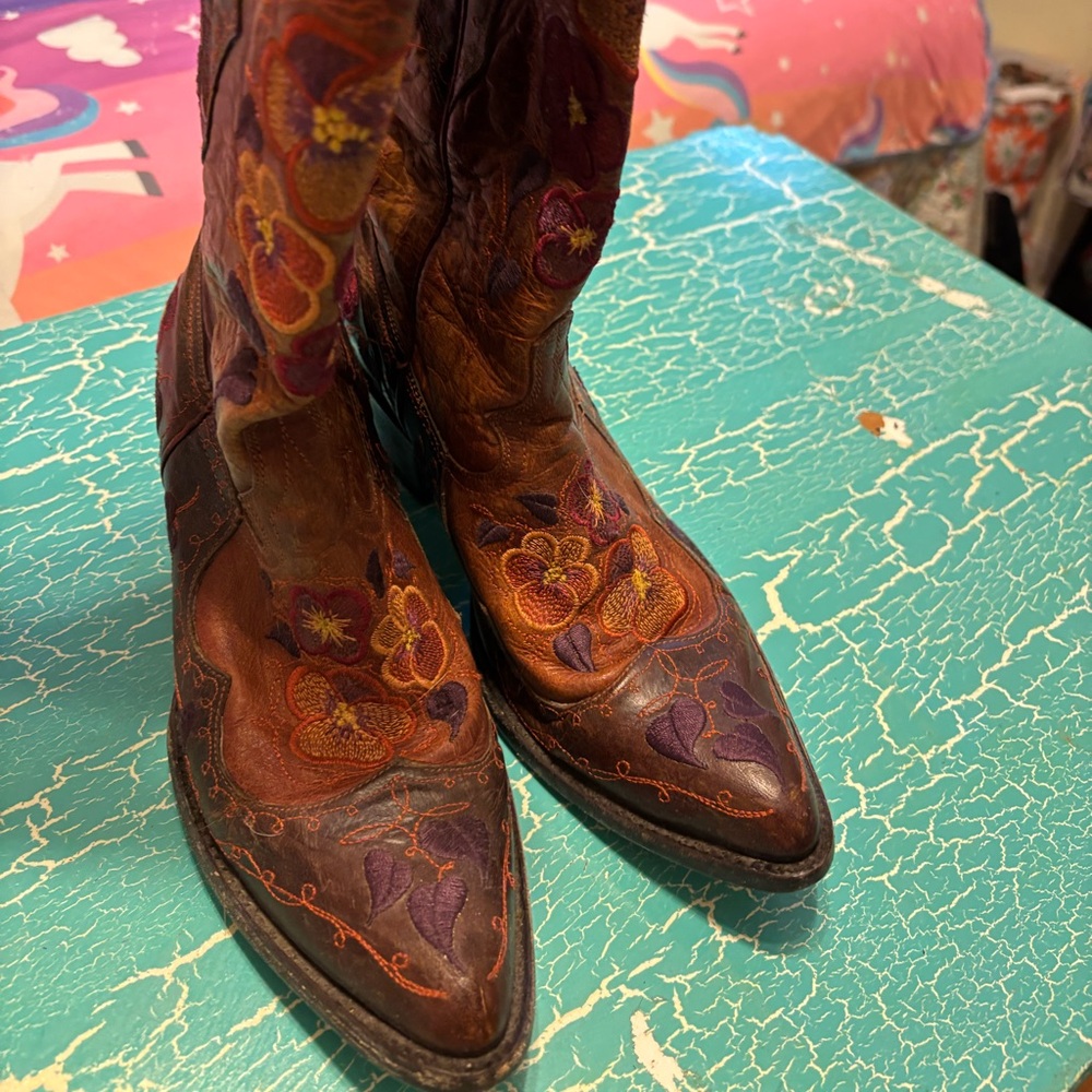Old Gringo Brown and Purple Heeled Boots